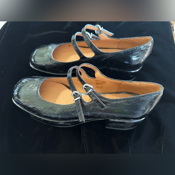 Jonak Paris MARY JANE WITH DOUBLE STRAPS
in Black Pleated Patent Leather Size 40 - Picture 11 of 14